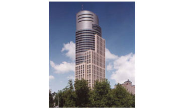 השקעות נדל"ן בפולין-Warsaw Trade Tower - משרדים